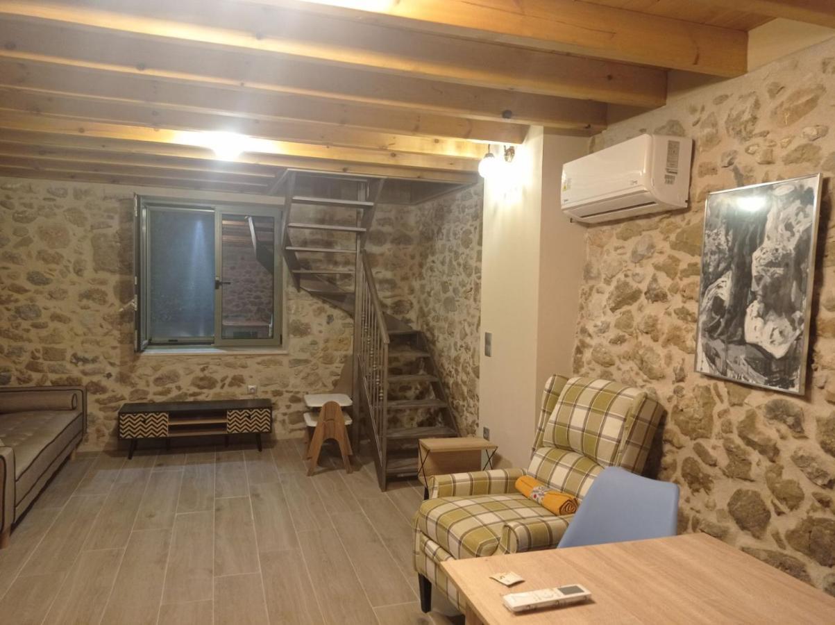 Villa Alonia Kalamáta Buitenkant foto